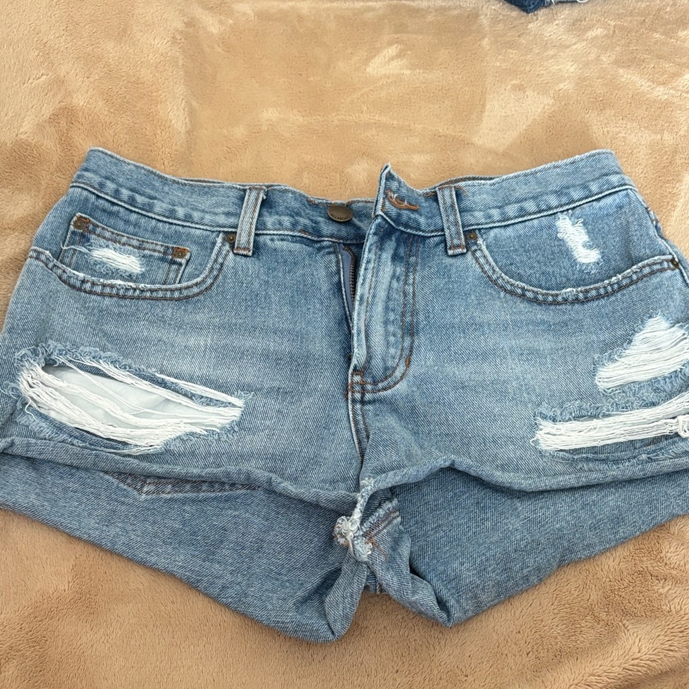 Billabong shorts